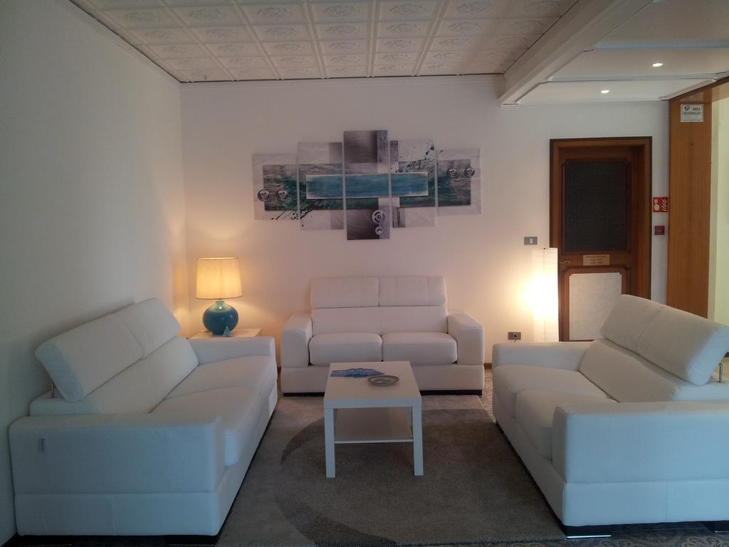 Hotel Moreri Grado Exterior photo
