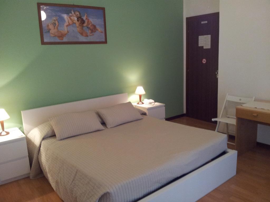 Hotel Moreri Grado Exterior photo