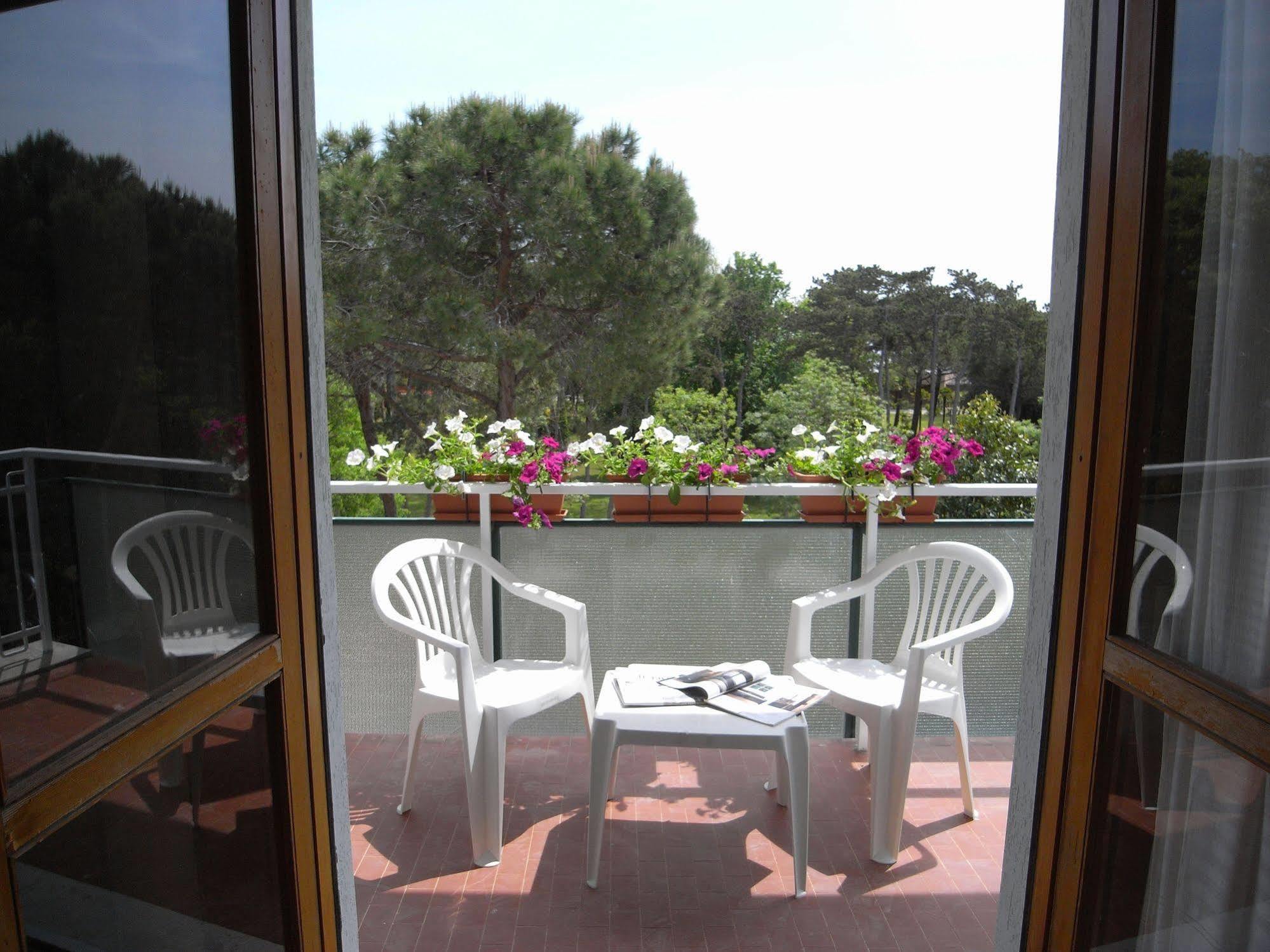 Hotel Moreri Grado Exterior photo